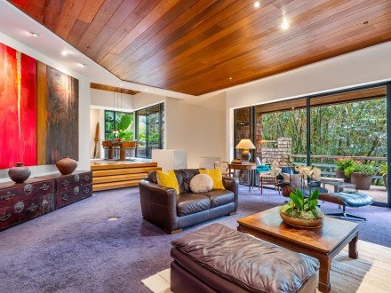 55-A Old Pali Pl. Nuuanu-Alewa-Kamehameha Heights, HI 96817