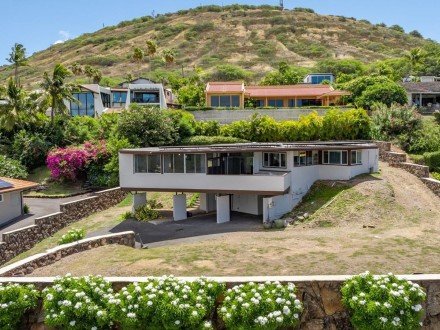 47 Poipu Dr. Hawaii Kai-Portlock, HI 96825