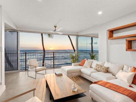 3015 Kalakaua Ave #201 Diamond Head, HI 96815