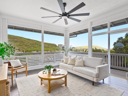 6003 Elelupe Pl. Aina Haina-Kuliouou, HI 96821