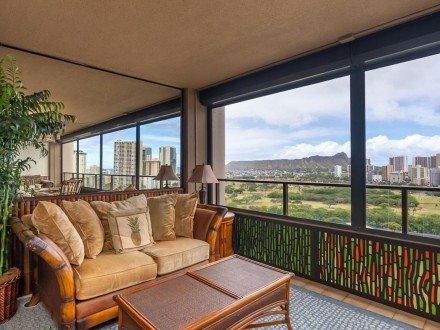 583 Kamoku St. #DH2303 Kapiolani, HI 96826