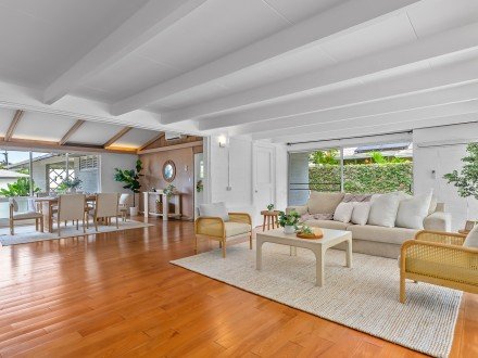1081 Makaiwa St. Kahala, HI 96816