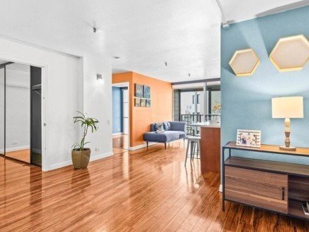 42 - 1226 Alexander Street #1102