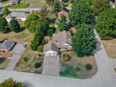 901 Pheasant Cove Drive