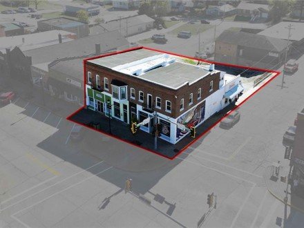 23/25/27 W Saint Joseph Street