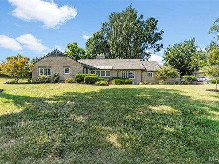 2416 Terrie Hill Road