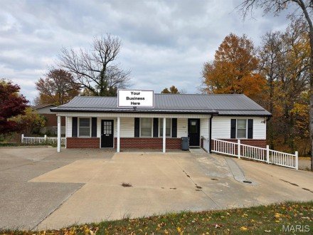 902 E Jackson Boulevard