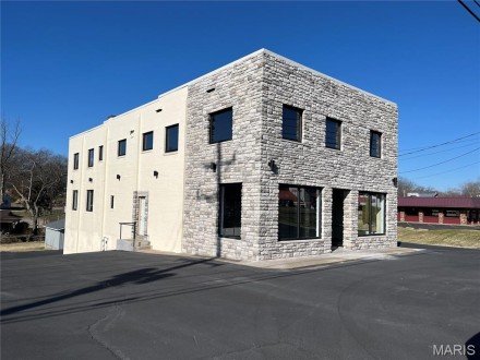 1157 N Kingshighway Street