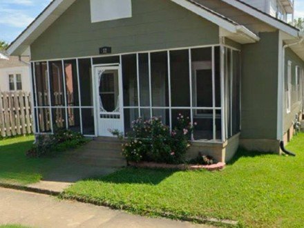 12 N West End Boulevard