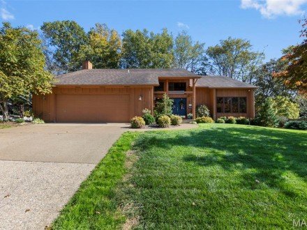 2932 Bella Vista Drive