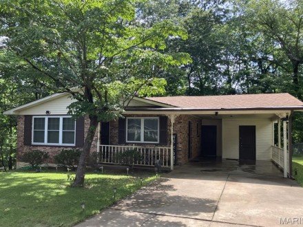 1427 Price Drive