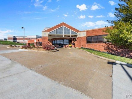 1429 N Mount Auburn Road