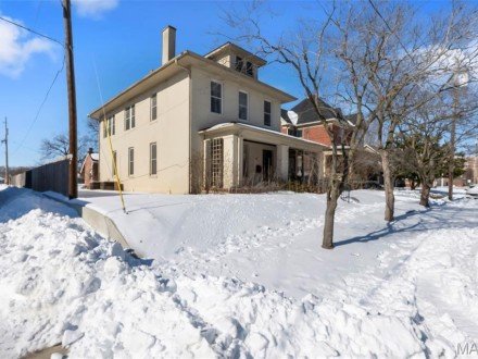 19 N Fountain Street