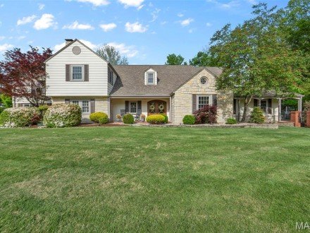 912 Karau Lane