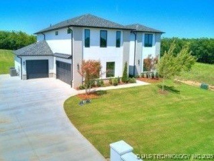 6621 E 153rd Street, Bixby, OK 74008