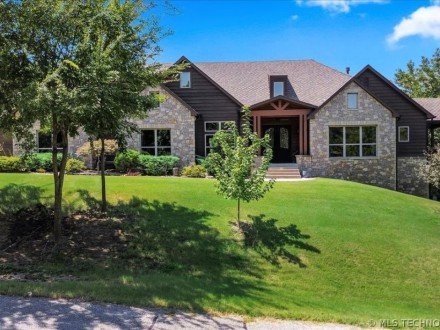 12636 S 13th Place, Jenks, OK 74037