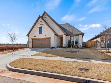 16217 Blackberry Farm Road, Edmond, OK 73013