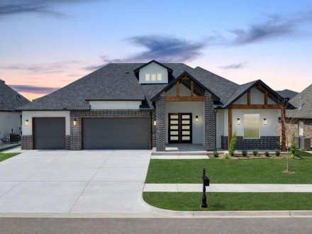 6409 NW 153rd Street, Edmond, OK 73013