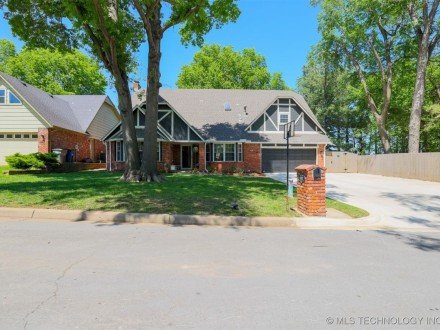 10807 E 99th Street, Tulsa, OK 74133
