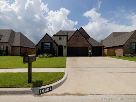 14804 E 77th Place North, Owasso, OK 74055