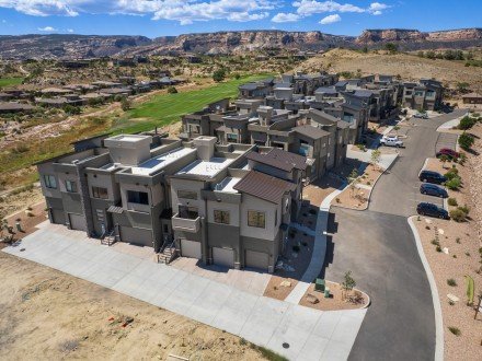 OPEN Oct 18 11:00 - 01:00 | 392 W Ridges Blvd #D