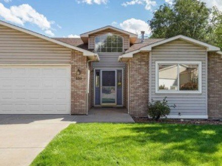 OPEN Oct 26 11:00 - 01:00 | 530 Park Ridge Ct - 2-car garage