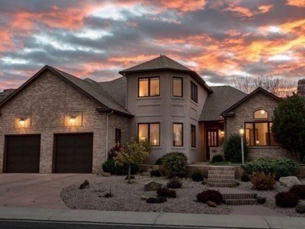 OPEN Apr 19 12:00 - 02:00 | 387 Cascada Dr